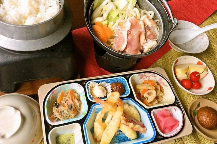 Mt. Fuji & Hakone Bus Tour Bullet Train Return & 28-Hotel Pick-up