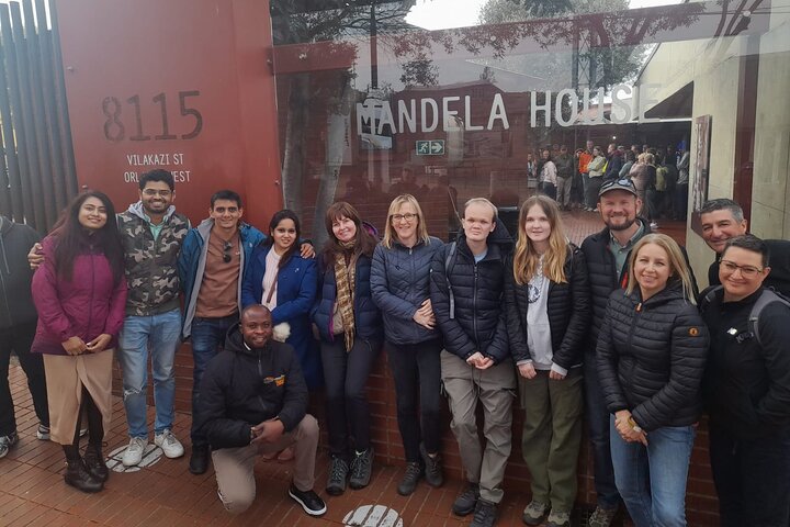 Soweto /Johannesburg and Apartheid Museum Guided Full Day Tour