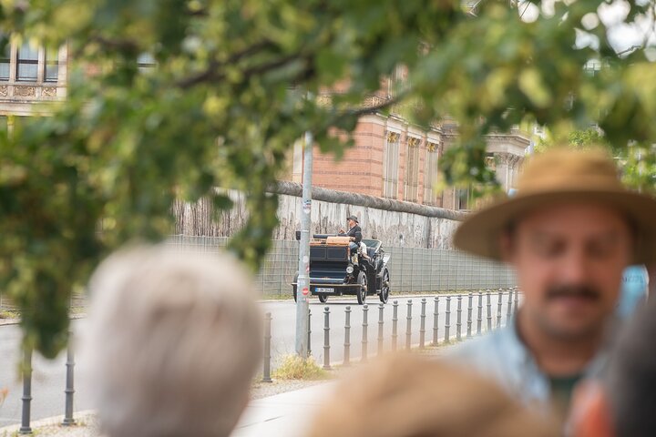 Berlin's Best: 2 Hour Walking Tour Third Reich and the Cold War