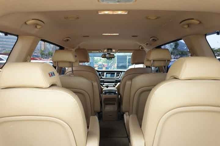 Private Airport Transfer : Incheon to/from Seoul (up to 7 pax)