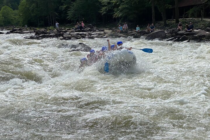 Full Ocoee River Rafting Adventure With Catered Shore Lunch