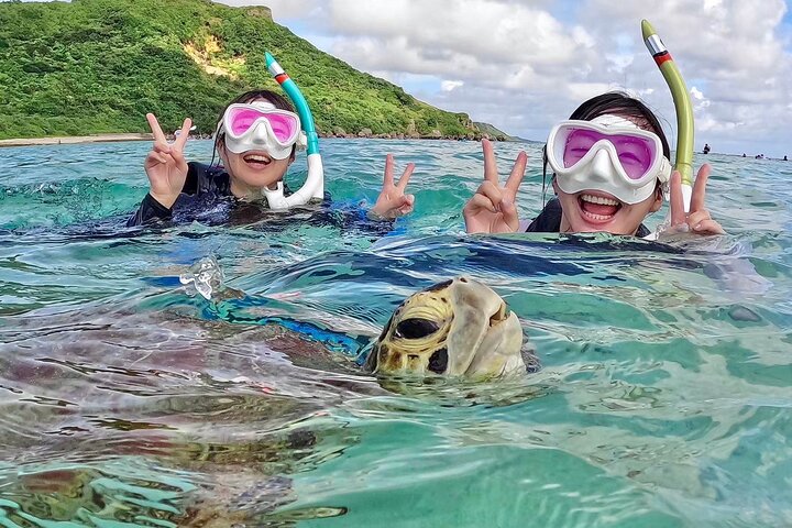 Okinawa Miyako Half Day SUP Canoe and Sea Turtle Snorkel