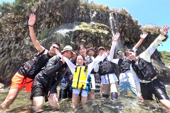 Okinawa Miyako Half Day Pumpkin Cave Caving and Kayaking