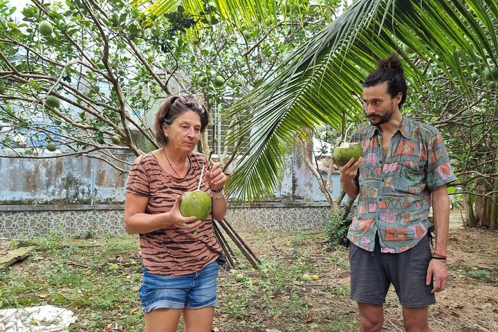 Ben Tre: Scooter, Culture, Sailboat and Mekong Food (Half Day)