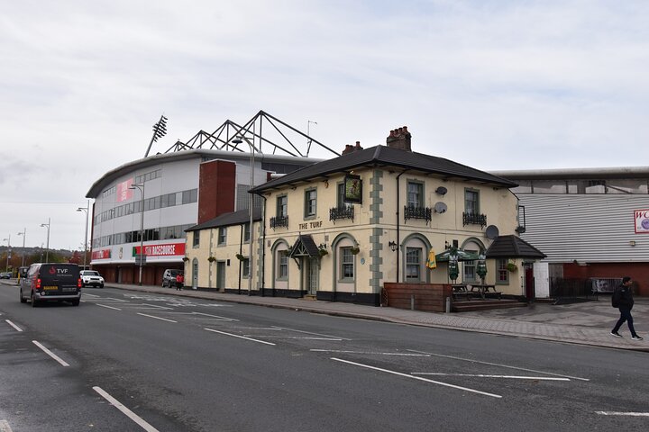 Wrexham 'Welcome To Wrexham' Half-Day Private Tour