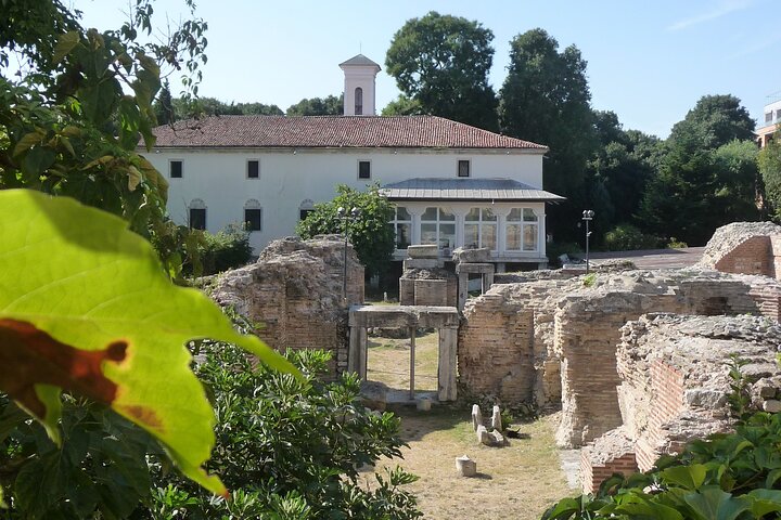 Full-Day Small-Group Tour of Bulgaria by Minivan with Lunch