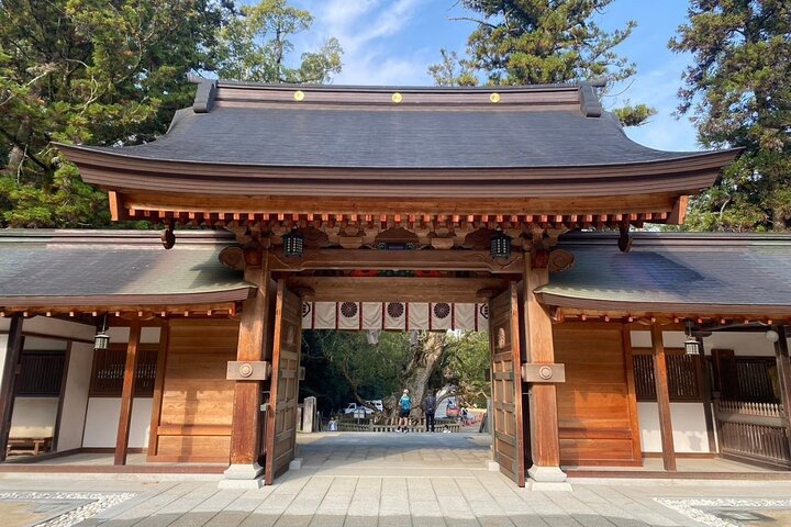 5 Hour E-bike Trekking on Omishima