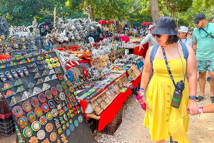Chichen Itza, Cenote & Valladolid Tour with Tequila and Lunch