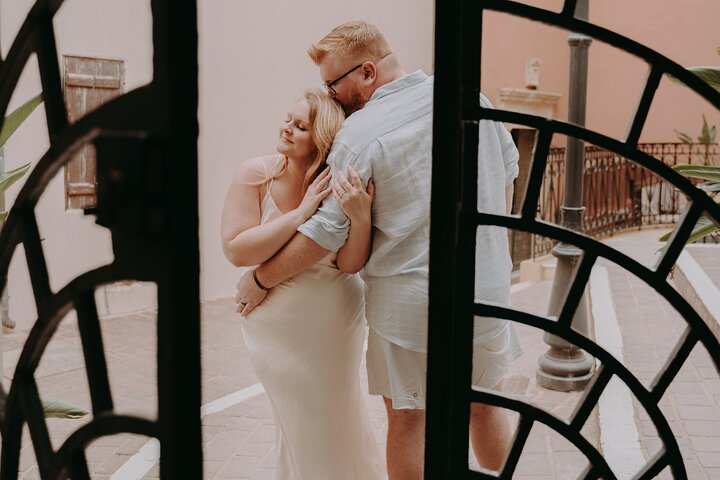 Private Vacation Photoshoot with Photographer in San Marino