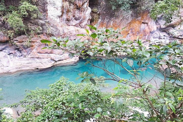 Taroko Gorge& Qingshui Cliffs& Qixingtan Group Tour from Hualien