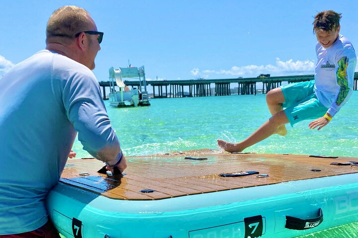 3 Hour Crab Island Tour from Destin Non-Private with Floats