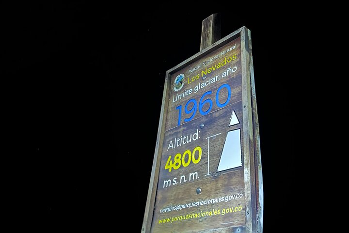 Trekking Nevado del Tolima 4 days (5220 meters high)