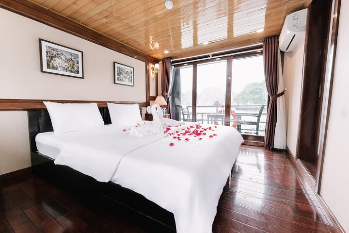 2 Days 1 Night on Lan Ha Bay at Daiichi Boutique Cruise