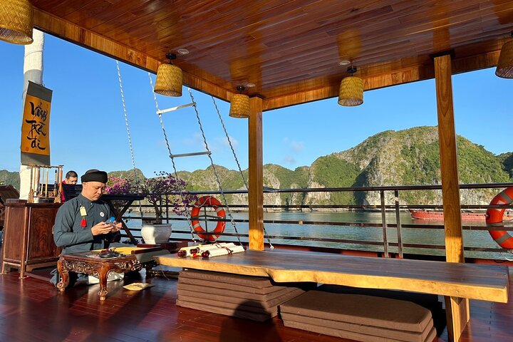 3 Days 2 Nights on Daiichi Boutique Cruise Discover Lan Ha Bay