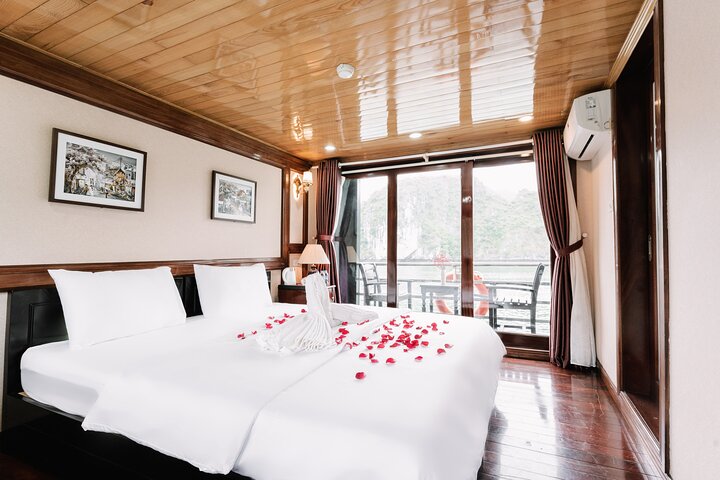 2 Days 1 Night on Lan Ha Bay at Daiichi Boutique Cruise