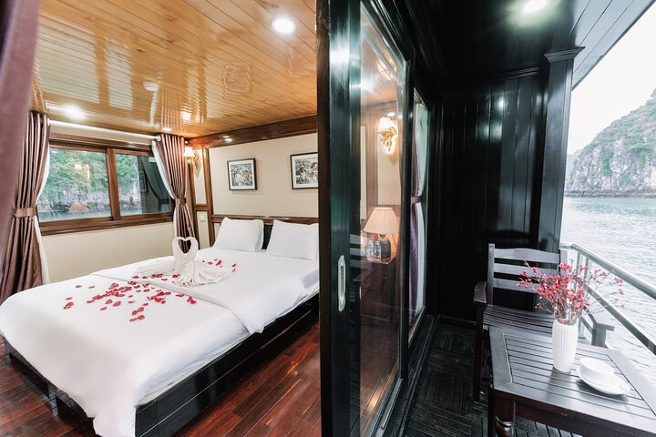 2 Days 1 Night on Lan Ha Bay at Daiichi Boutique Cruise