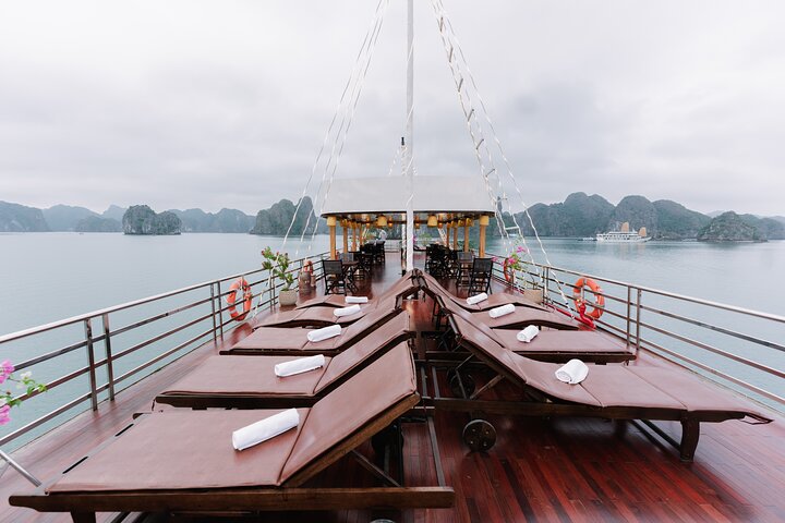2 Days 1 Night on Lan Ha Bay at Daiichi Boutique Cruise