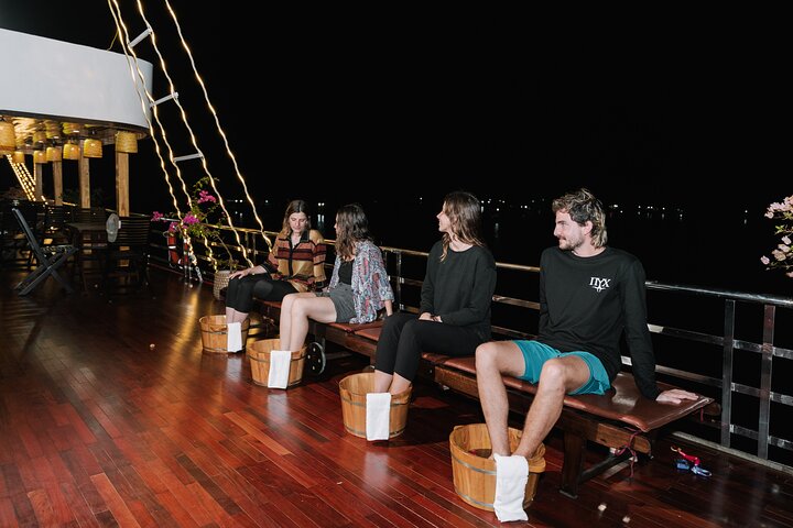 2 Days 1 Night on Lan Ha Bay at Daiichi Boutique Cruise