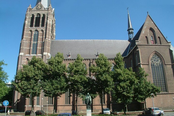 Innovative Eindhoven: Private Walking Tour with a Local Guide
