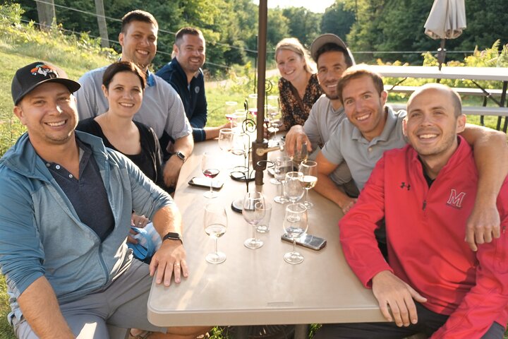 NON-BUS Old Mission Sunset AFTERNOON Wine & Distillery Tour