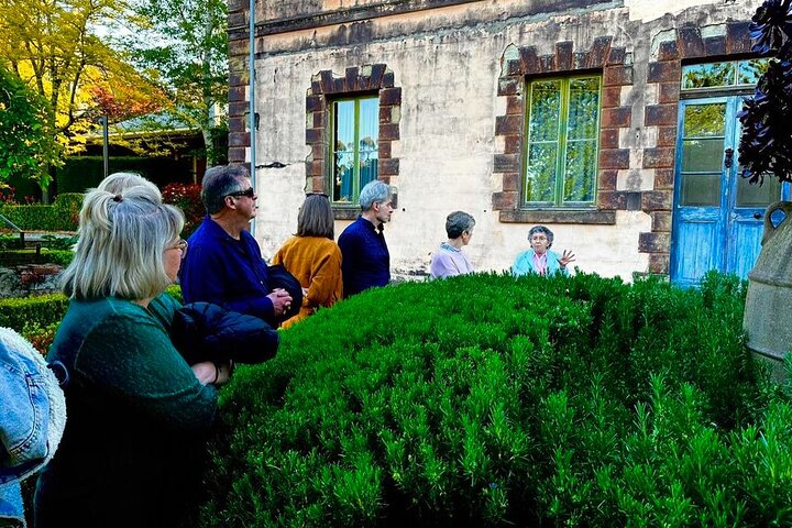 Cammino di Hepburn (Hepburn Walking Tour) at 4.30pm each Friday