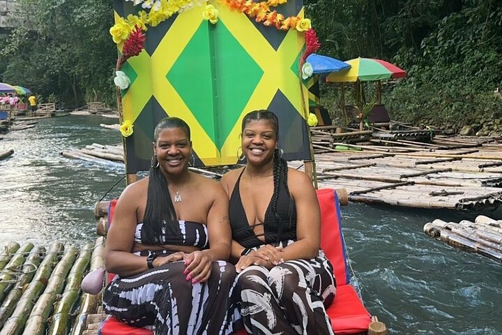 Bamboo Rafting & Limestone Massage (Great River/Lethe District)