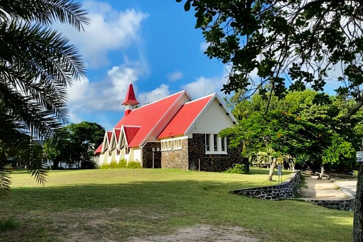 The Complete North: Full Day Private guided North Tour