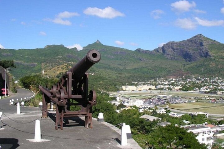 The Complete North: Full Day Private guided North Tour