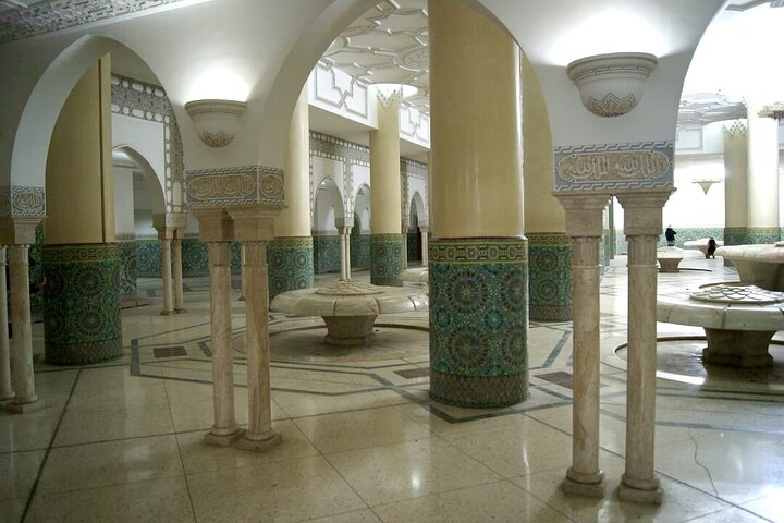 Casablanca City Tour: Hassan II Mosque, Arab League Park & Sights