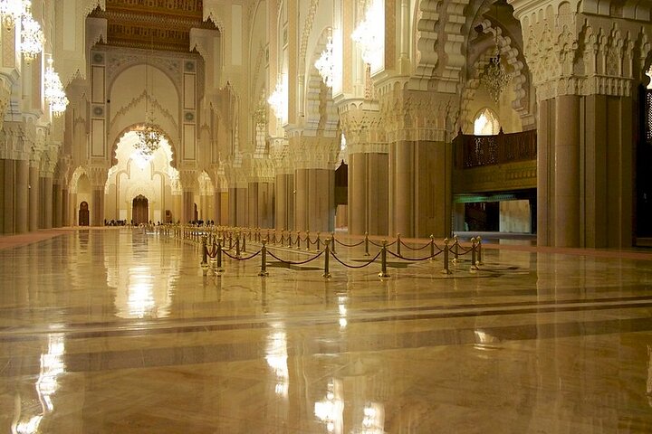 Casablanca City Tour: Hassan II Mosque, Arab League Park & Sights