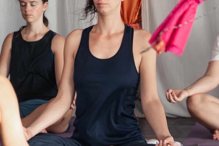 17:00pm Beachfront Seaview yoga class at Keirita’s Yoga Shala