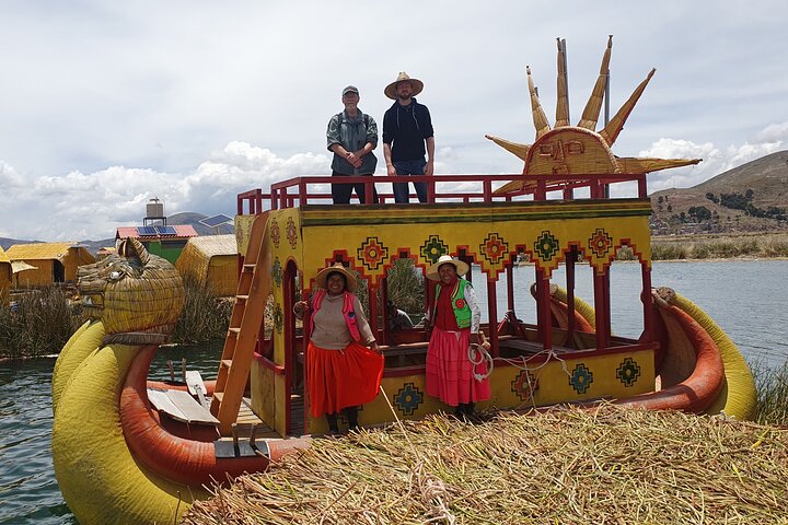 3h Boat Tour to Uros Island from Puno