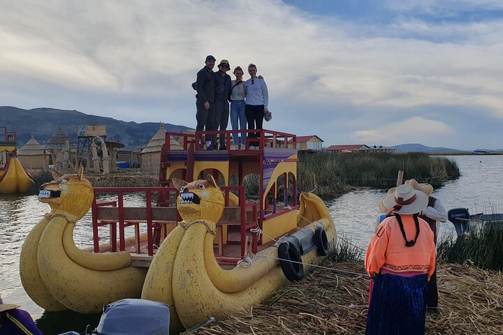 3h Boat Tour to Uros Island from Puno