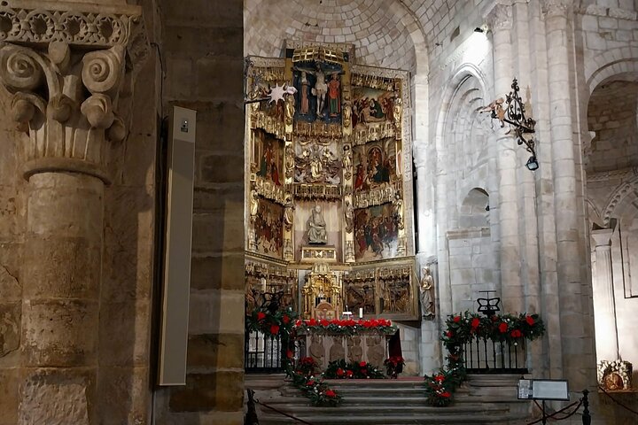 Santillana del Mar & Altamira Museum with tickets- small groups