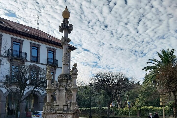 Comillas, Modernism & Gaudi with entrance tickets -small groups