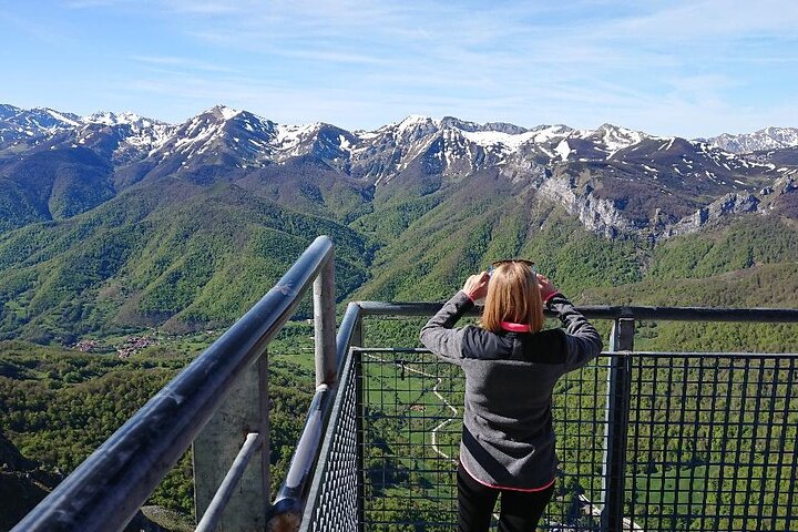 Picos de Europa and Potes Guided Tour from Santander-small groups