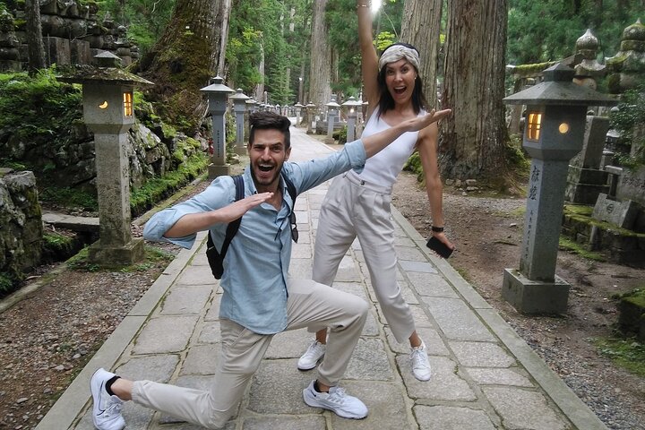 Mt. Koya Sacred Sites Half-Day Tour with Licensed Guide