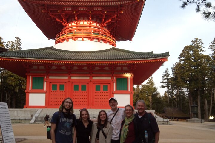 Mt. Koya Sacred Sites in 1 Day Tour with Licensed Guide