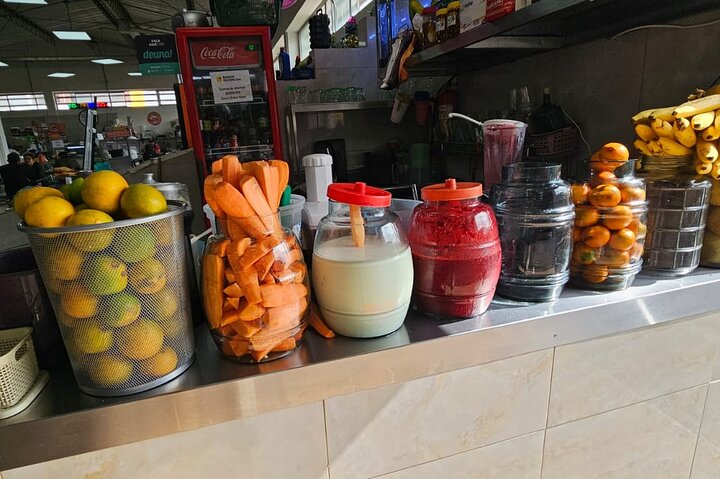 Quito City Tour: Old Town, Panecillo & Local Cuisine