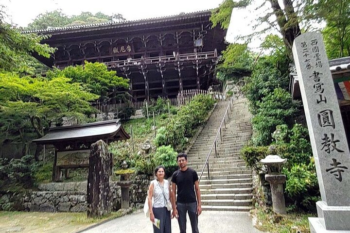 Himeji Castle & Koko-en in 1 Day Tour with Licensed Guide