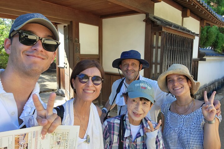 Himeji Castle Half-Day Customized Tour with Licensed Guide
