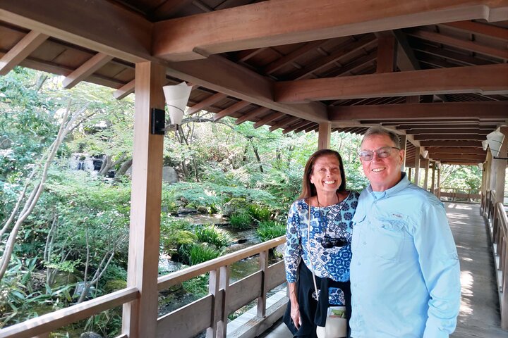 Himeji Castle Half-Day Customized Tour with Licensed Guide
