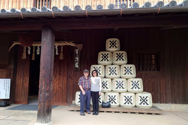 Himeji Castle & Koko-en in 1 Day Tour with Licensed Guide