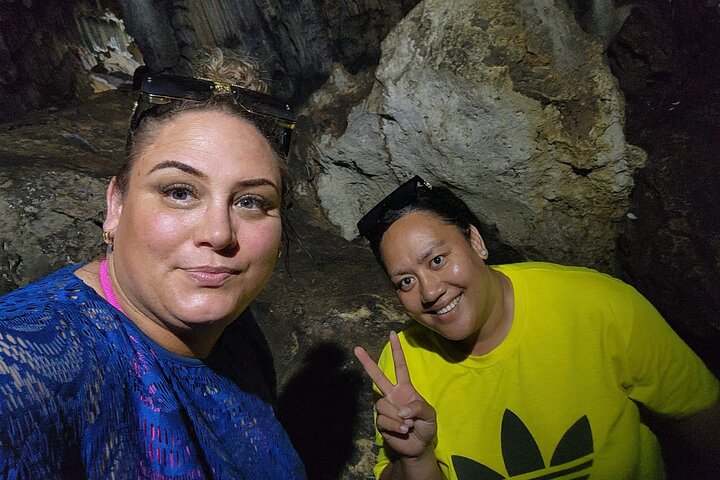 3-Hour Tongatapu East Coast and Anahulu Cave Tour