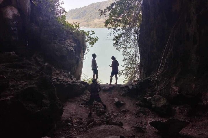 Ko Lanta Half-Day Kayaking 2 Caves Ghost Cave &Talabeng Sea Cave