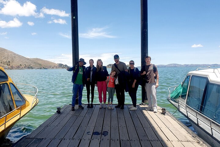 3h Boat Tour to Uros Island from Puno