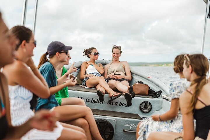 Marine Park - Private Boat charter with LOCAL Captain/ Guide