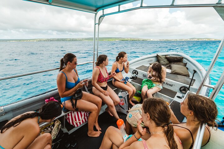 Marine Park - Private Boat charter with LOCAL Captain/ Guide