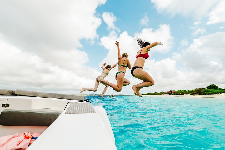 Marine Park - Private Boat charter with LOCAL Captain/ Guide