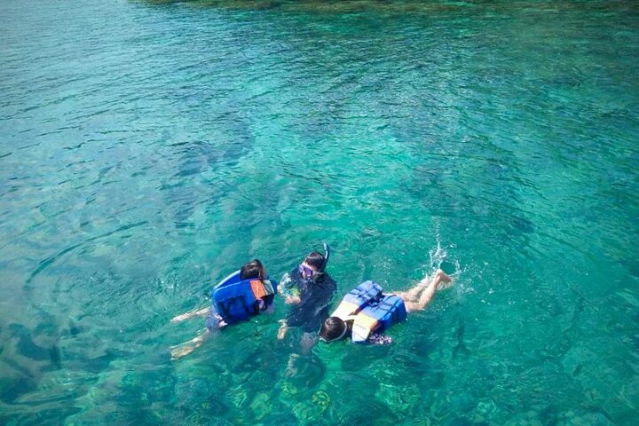 Rangko Cave & Beach Snorkeling Half Day Sharing Trip Labuan Bajo